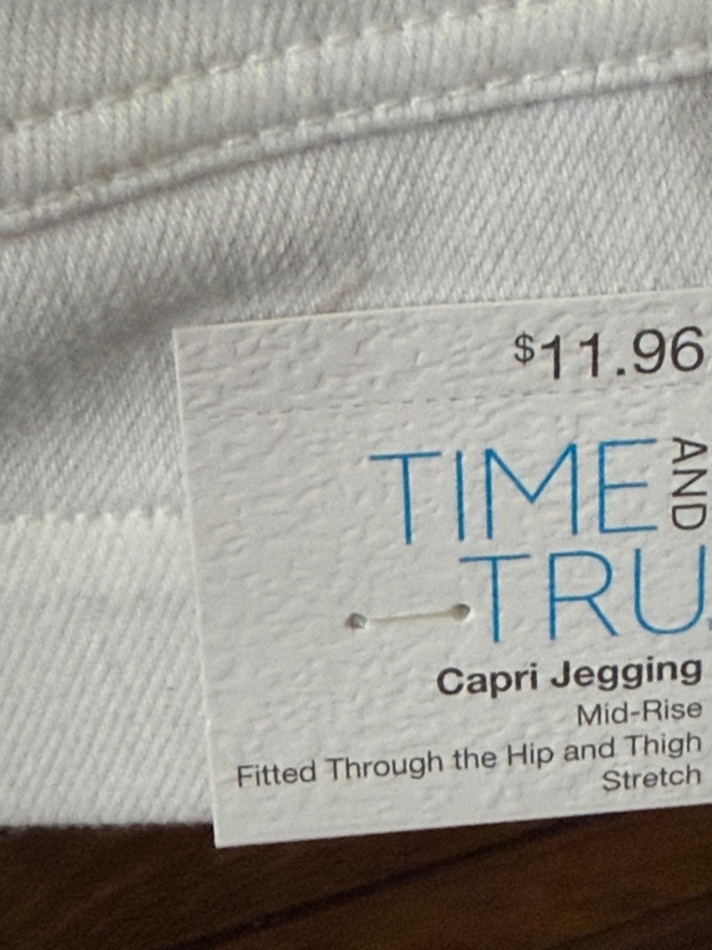 2 X Pairs Time and Tru Beige & White Cropped Pull-On Jeggings with Pockets. - Picture 6 of 9